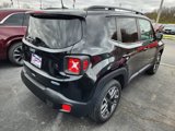 Used 2018 Jeep Renegade Latitude w/ Cold Weather Group image 3