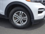 Used 2023 Ford Explorer XLT w/ Equipment Group 202A image 3