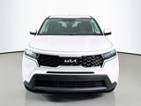 Certified 2022 Kia Sorento LX image 2