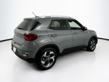 Used 2023 Hyundai Venue SEL image 5