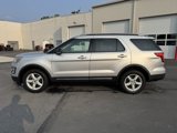Used 2017 Ford Explorer XLT image 2
