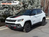 Used 2024 Jeep Compass Trailhawk image 3
