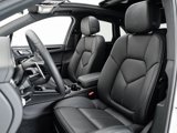 Used 2024 Porsche Macan image 5