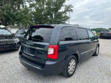 Used 2013 Chrysler Town & Country Touring image 5