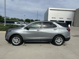 Used 2023 Chevrolet Equinox LT image 2