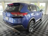 Used 2023 Nissan Rogue SV image 4