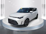 Used 2023 Kia Soul EX image 3