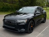 Used 2022 Audi e-tron Prestige image 2