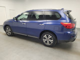 Used 2019 Nissan Pathfinder SV image 3