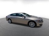 Used 2024 Chevrolet Malibu LT image 2