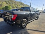 Used 2018 Nissan Titan SL w/ Chrome Package image 4