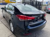 Used 2017 Kia Forte S image 2
