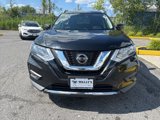 Used 2019 Nissan Rogue SV image 2