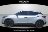 Used 2020 Nissan Kicks S image 5