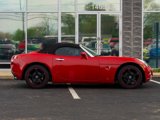 Used 2006 Pontiac Solstice Convertible w/ Power Package image 2