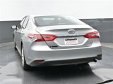 Used 2018 Toyota Camry LE image 4