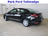 Used 2020 Hyundai Elantra SE image 2