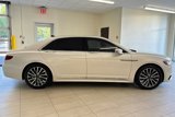 Used 2018 Lincoln Continental Select image 3