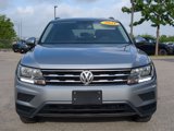 Used 2021 Volkswagen Tiguan SE image 3