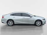 Used 2018 Chevrolet Malibu LT image 3