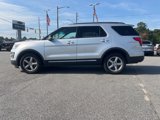 Used 2016 Ford Explorer XLT image 3