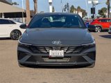 Used 2025 Hyundai Elantra Sport image 2