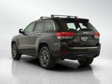 Used 2017 Jeep Grand Cherokee Limited w/ Luxury Group II image 3