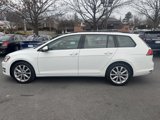Used 2017 Volkswagen Golf SE image 6