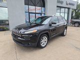 Used 2016 Jeep Cherokee Latitude w/ Comfort/Convenience Group image 2