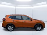Used 2018 Nissan Rogue SV image 3