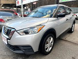 Used 2020 Nissan Kicks S image 3