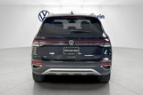 New 2025 Volkswagen Taos SE image 4