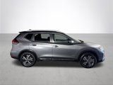 Used 2018 Nissan Rogue SL image 5