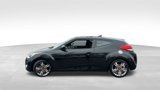 Used 2017 Hyundai Veloster Value Edition image 4