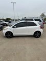 Used 2011 Toyota Yaris 2-Door Hatchback image 4