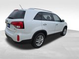 Used 2015 Kia Sorento LX image 6