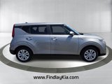 Used 2022 Kia Soul LX image 5