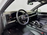 Used 2024 Porsche Cayenne image 4
