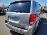 Used 2016 Dodge Grand Caravan SE image 4