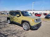 Used 2015 Jeep Renegade Latitude image 3
