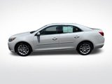 Used 2016 Chevrolet Malibu LT image 4