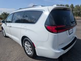 Used 2021 Chrysler Pacifica Touring-L image 3
