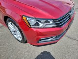 Used 2019 Volkswagen Passat 2.0T Wolfsburg w/ Wheels & Sunroof Package image 3