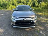 Used 2016 Mitsubishi Outlander SE image 2