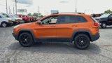 Used 2015 Jeep Cherokee Trailhawk w/ Trailer Tow Group image 5