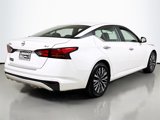 Used 2023 Nissan Altima 2.5 SV image 4