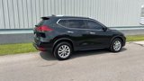 Used 2017 Nissan Rogue SV image 5