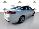 Used 2018 Ford Fusion SE image 3