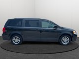 Used 2019 Dodge Grand Caravan SXT image 2