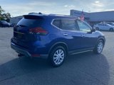 Used 2017 Nissan Rogue S image 4
